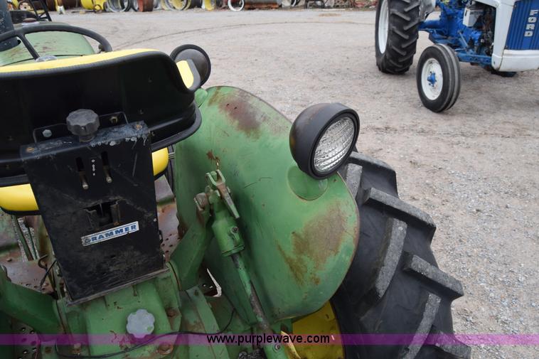 image for item L1052 John Deere 1020 tractor