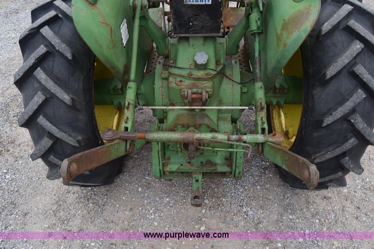 image for item L1052 John Deere 1020 tractor