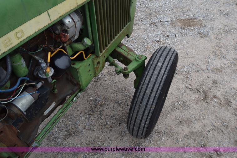 image for item L1052 John Deere 1020 tractor