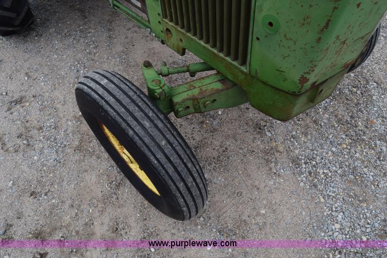 image for item L1052 John Deere 1020 tractor