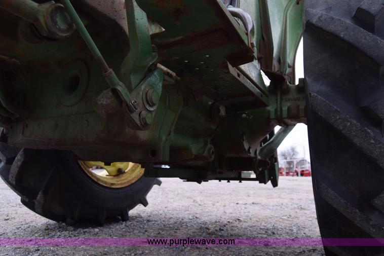 image for item L1052 John Deere 1020 tractor