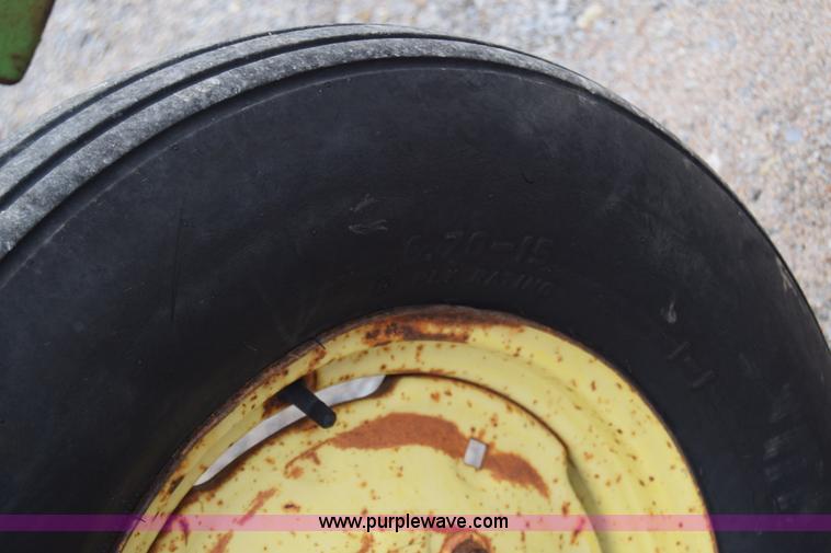 image for item L1052 John Deere 1020 tractor