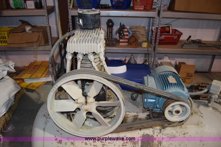 image for item L1070 Kellogg American air compressor