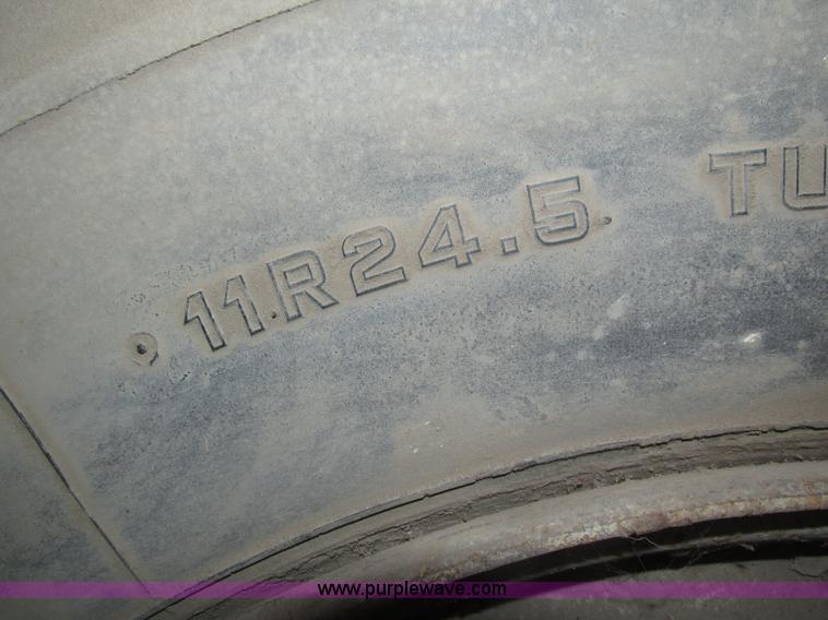 image for item AV9026 Assorted automotive parts