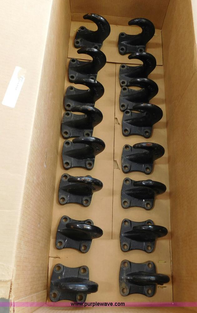 image for item AW9315 (16) tow hooks