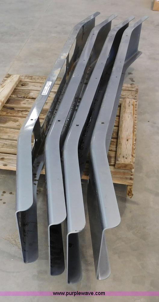 image for item AW9316 (4) bumpers