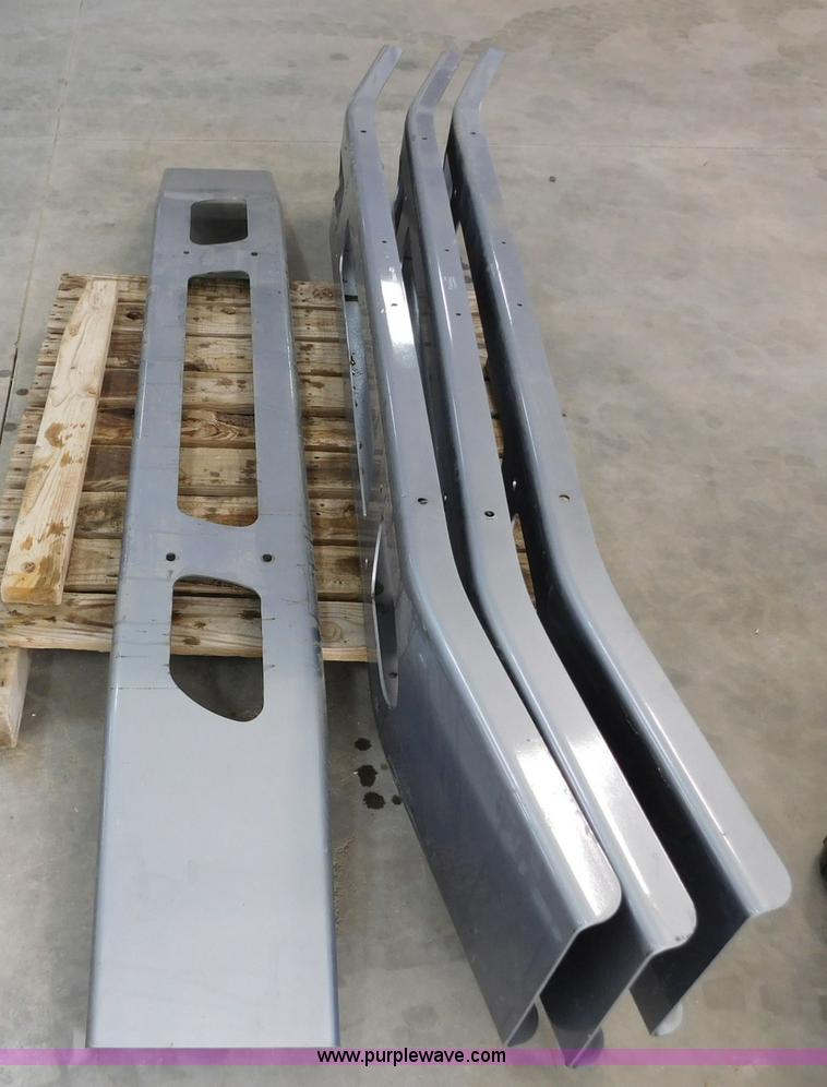 image for item AW9316 (4) bumpers