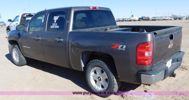 image for item AW9334 2007 Chevrolet Silverado 1500 Crew Cab pickup truck