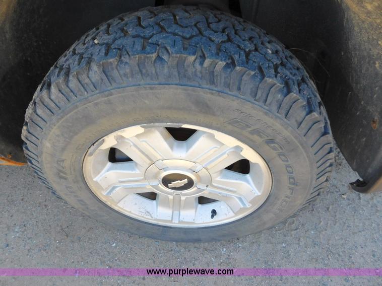 image for item AW9334 2007 Chevrolet Silverado 1500 Crew Cab pickup truck