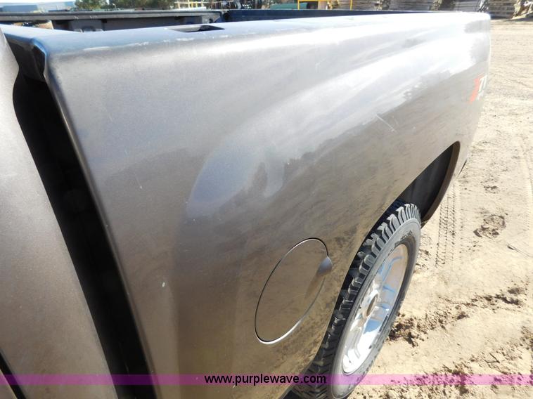 image for item AW9334 2007 Chevrolet Silverado 1500 Crew Cab pickup truck