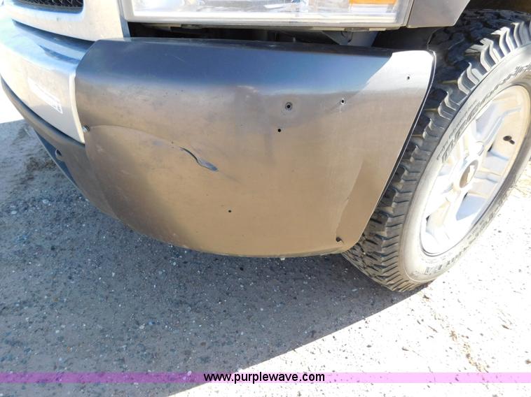 image for item AW9334 2007 Chevrolet Silverado 1500 Crew Cab pickup truck