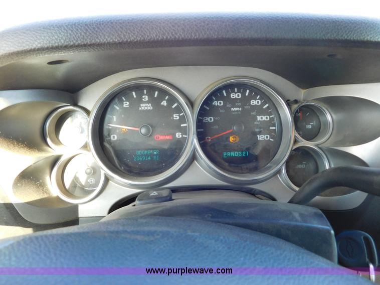 image for item AW9334 2007 Chevrolet Silverado 1500 Crew Cab pickup truck