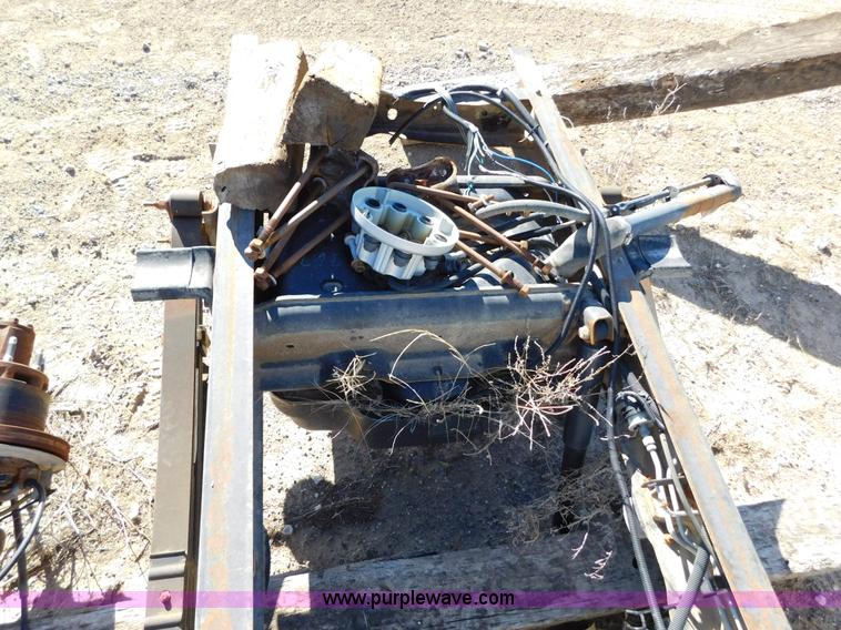 image for item AW9336 2006 Chevrolet Silverado 3500 pickup truck cab and chassis