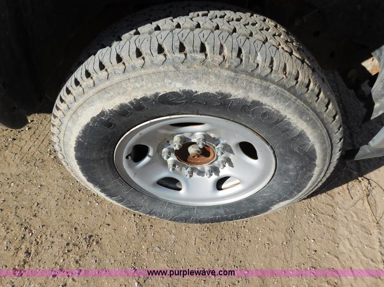 image for item AW9339 2006 Chevrolet Silverado 2500HD pickup truck