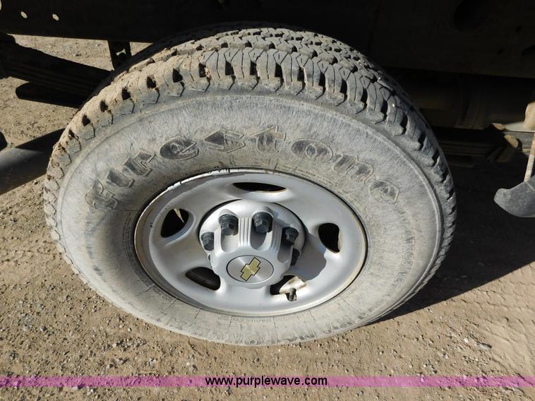 image for item AW9339 2006 Chevrolet Silverado 2500HD pickup truck