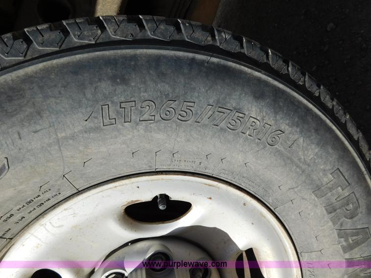 image for item AW9340 2004 Chevrolet Silverado 2500HD pickup truck