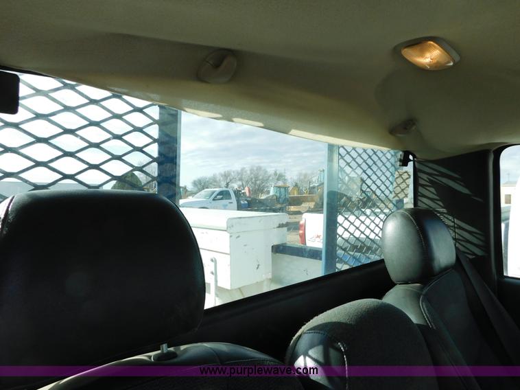 image for item AW9340 2004 Chevrolet Silverado 2500HD pickup truck