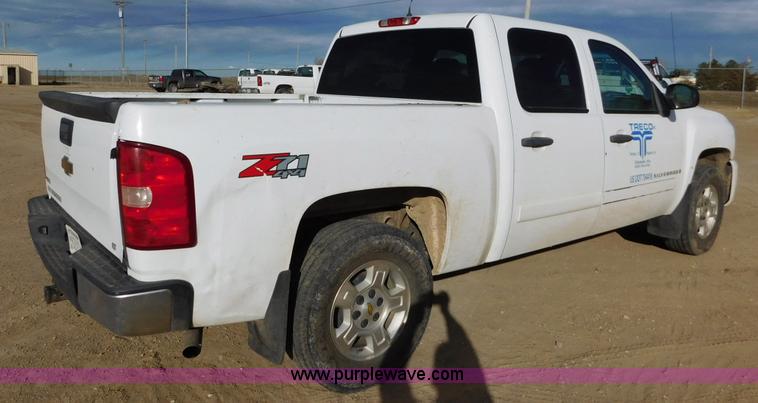 image for item AW9341 2008 Chevrolet Silverado 1500 Crew Cab pickup truck