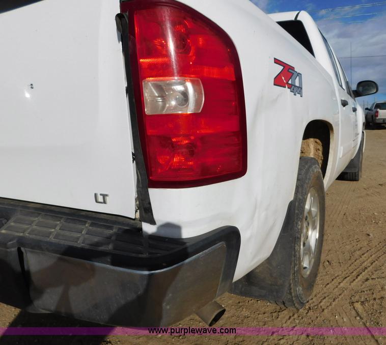 image for item AW9341 2008 Chevrolet Silverado 1500 Crew Cab pickup truck
