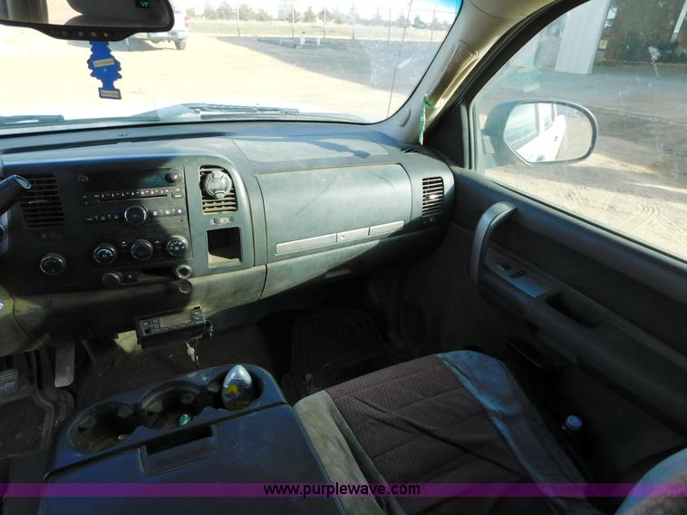 image for item AW9341 2008 Chevrolet Silverado 1500 Crew Cab pickup truck