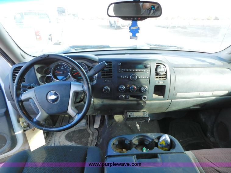 image for item AW9341 2008 Chevrolet Silverado 1500 Crew Cab pickup truck