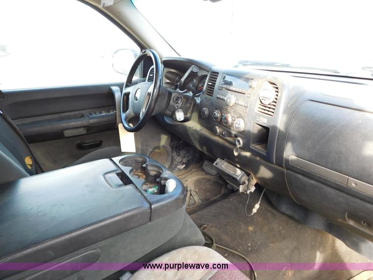 image for item AW9341 2008 Chevrolet Silverado 1500 Crew Cab pickup truck