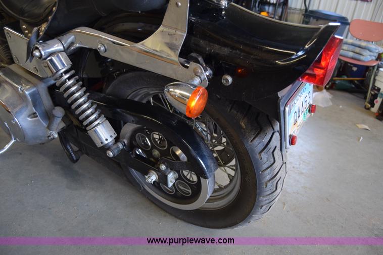 image for item BK9837 2003 Harley Davidson Super Glide motorcycle