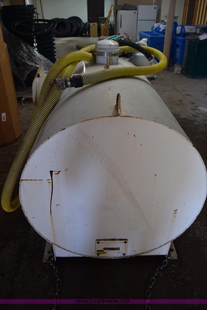 image for item BO9674 280 gallon slide-in steel vacuum slurry tank