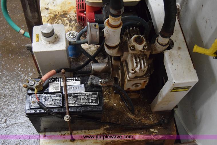 image for item BO9674 280 gallon slide-in steel vacuum slurry tank