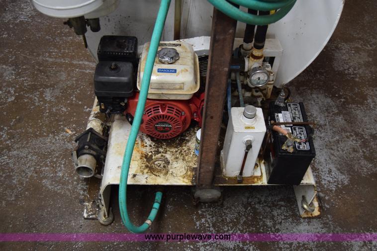 image for item BO9674 280 gallon slide-in steel vacuum slurry tank