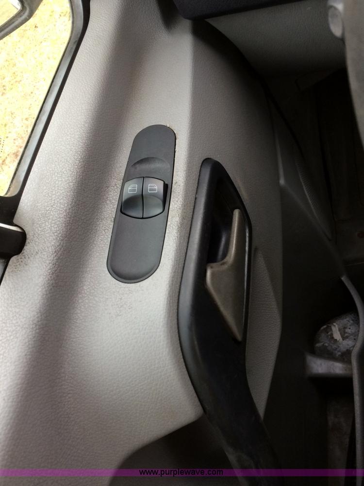 image for item E1348 2007 Freightliner Sprinter van