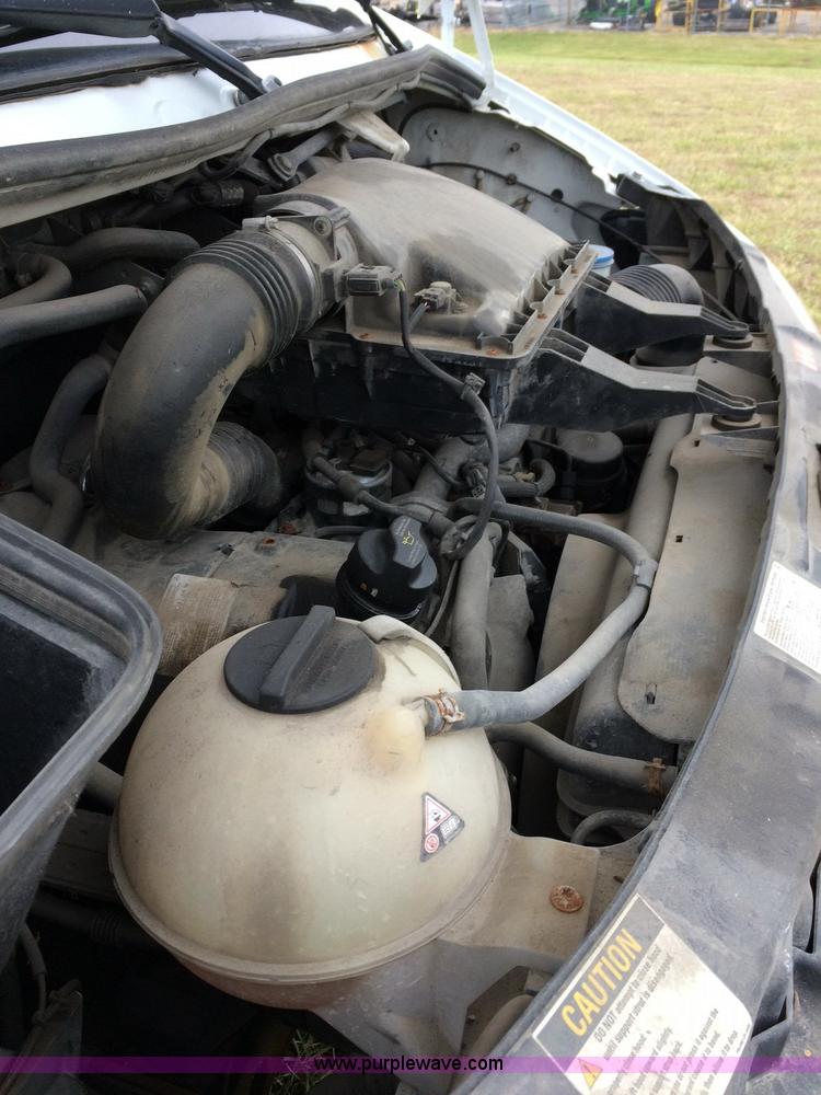 image for item E1348 2007 Freightliner Sprinter van