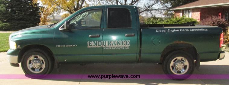 image for item H1063 2003 Dodge Ram 2500 SLT Quad Cab pickup truck