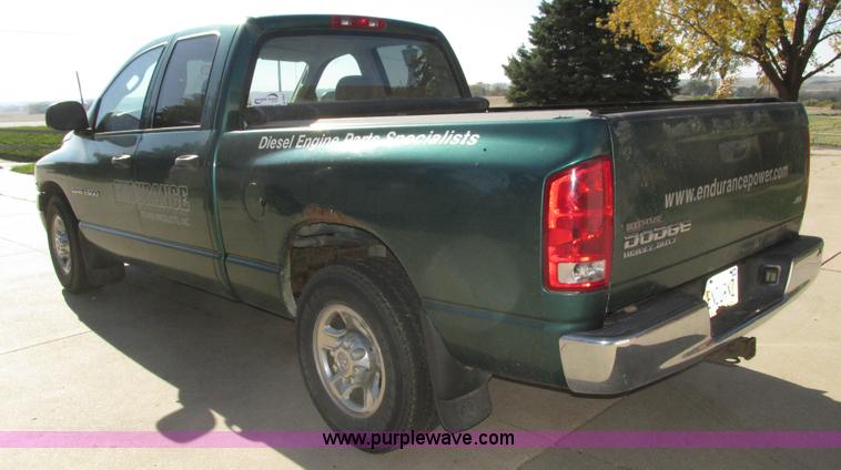 image for item H1063 2003 Dodge Ram 2500 SLT Quad Cab pickup truck