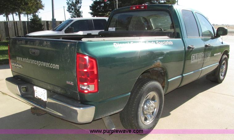 image for item H1063 2003 Dodge Ram 2500 SLT Quad Cab pickup truck