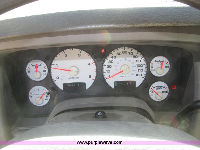 image for item H1063 2003 Dodge Ram 2500 SLT Quad Cab pickup truck