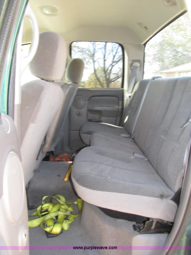 image for item H1063 2003 Dodge Ram 2500 SLT Quad Cab pickup truck