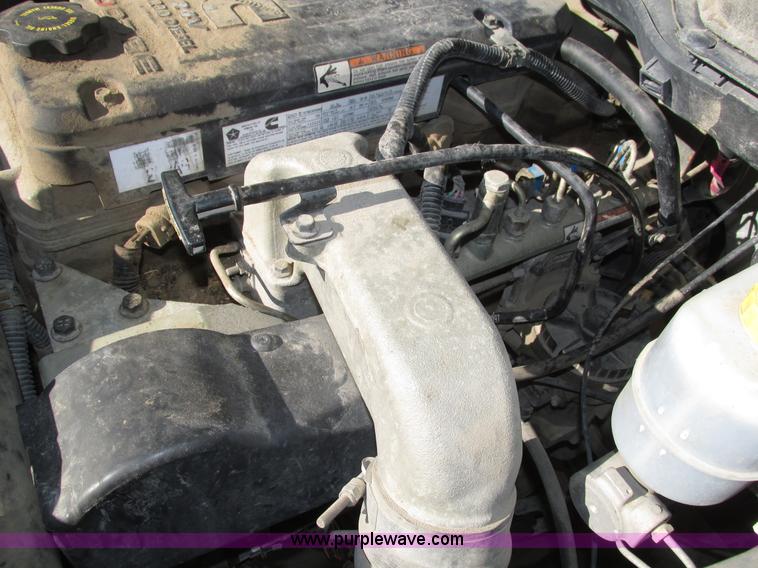 image for item H1063 2003 Dodge Ram 2500 SLT Quad Cab pickup truck