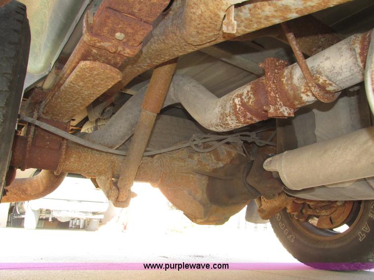 image for item H1063 2003 Dodge Ram 2500 SLT Quad Cab pickup truck