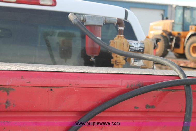 image for item J1345 2006 Chevrolet Silverado 1500 pickup truck