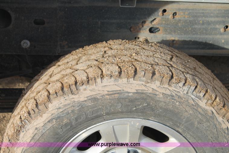 image for item J1346 2010 Chevrolet Silverado 2500HD Crew Cab pickup truck