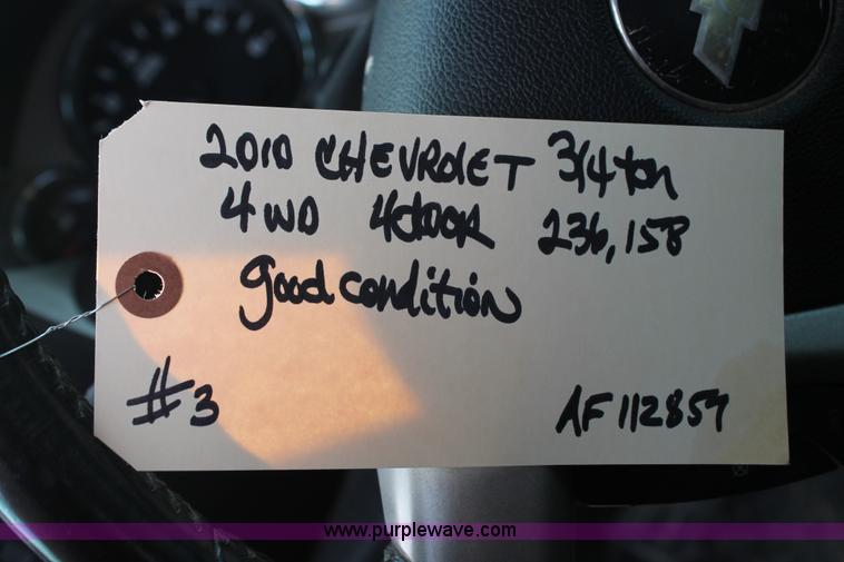 image for item J1346 2010 Chevrolet Silverado 2500HD Crew Cab pickup truck