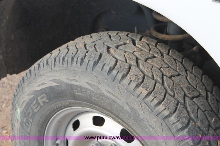 image for item J1347 2008 Dodge Ram 2500 Quad Cab pickup truck