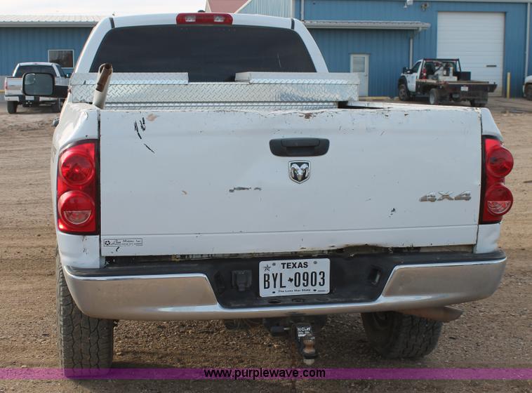 image for item J1348 2008 Dodge Ram 2500 Quad Cab pickup truck