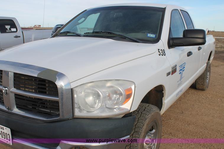 image for item J1348 2008 Dodge Ram 2500 Quad Cab pickup truck