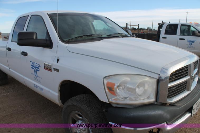 image for item J1348 2008 Dodge Ram 2500 Quad Cab pickup truck