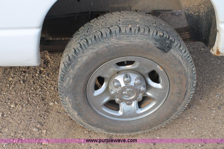 image for item J1348 2008 Dodge Ram 2500 Quad Cab pickup truck
