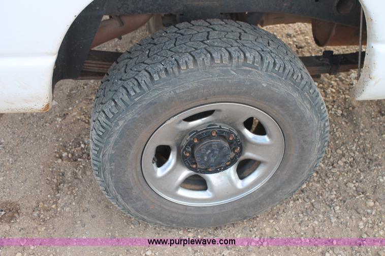 image for item J1348 2008 Dodge Ram 2500 Quad Cab pickup truck