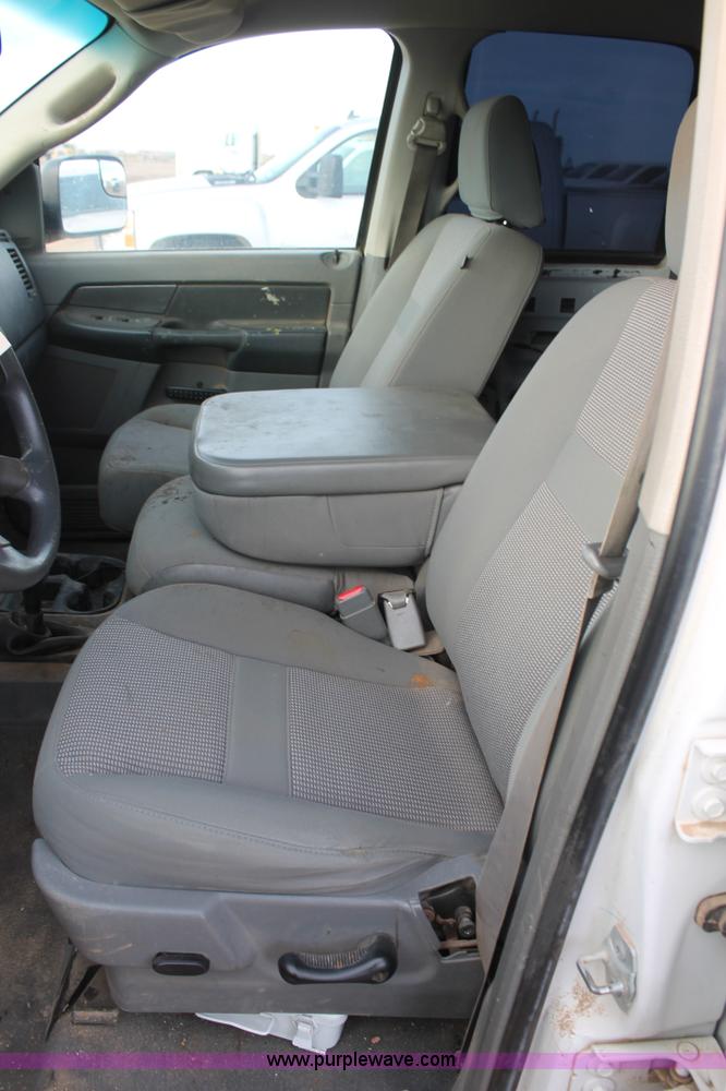 image for item J1348 2008 Dodge Ram 2500 Quad Cab pickup truck