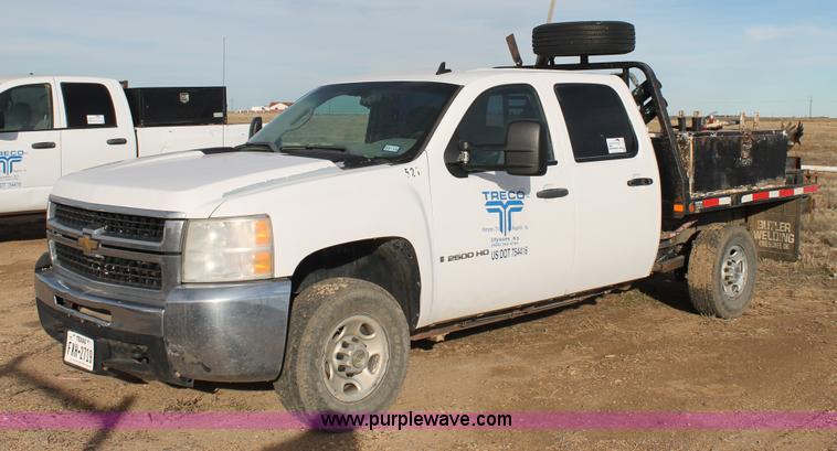 image for item J1349 2008 Chevrolet Silverado 2500HD Crew Cab flatbed pickup truck
